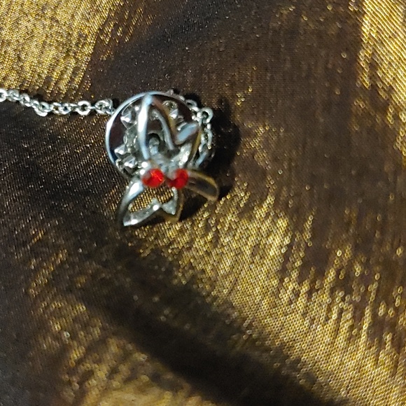 3/$30 Beautiful Dragon Fly Brooch and Button Combo - Picture 3 of 4